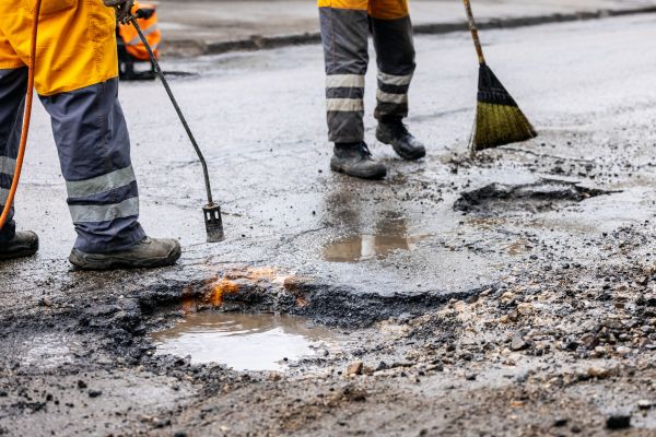 Cost of Gravel Pothole Repair in Sherman